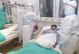 Galeria | WUMed | COVID - Zajęcia praktyczne na pielęgniarstwie | Zdjęcie: 2