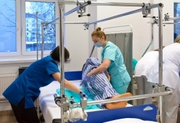 Galeria | WUMed | Ćwiczenia w pracowniach pielęgniarstwa | Zdjęcie: 6