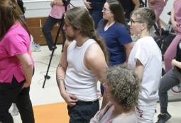 Galeria | WUMed | Poród to ruch - warsztaty dla studentów położnictwa i fizjoterapii | Zdjęcie: 14