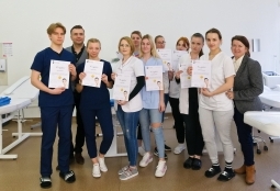 Galeria | WUMed | Zaawansowane techniki peeling'u - warsztaty dla studentów kosmetologii | Zdjęcie: 14