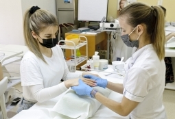 Galeria | WUMed | Kosmetologia - ćwiczenia praktyczne | Zdjęcie: 2