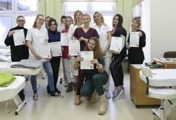Galeria | WUMed | Techniki przeciwstarzeniowe - warsztaty dla studentów kosmetologii | Zdjęcie: 41